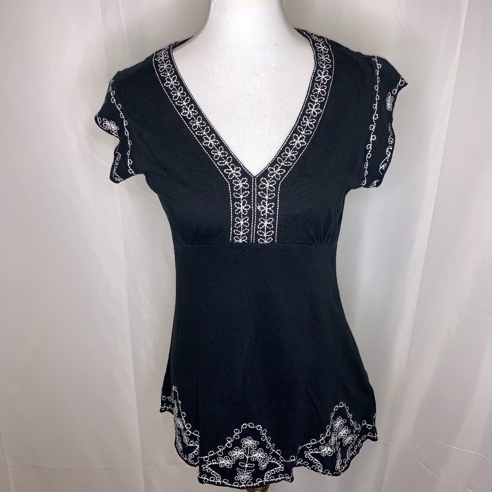 BCBG Max Azria Black Short Sleeve Blouse